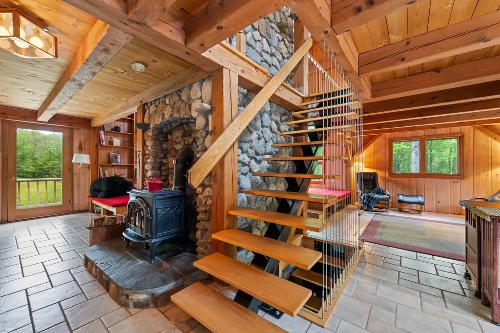 269 Knowles Hill Road Alexandria NH 03222
