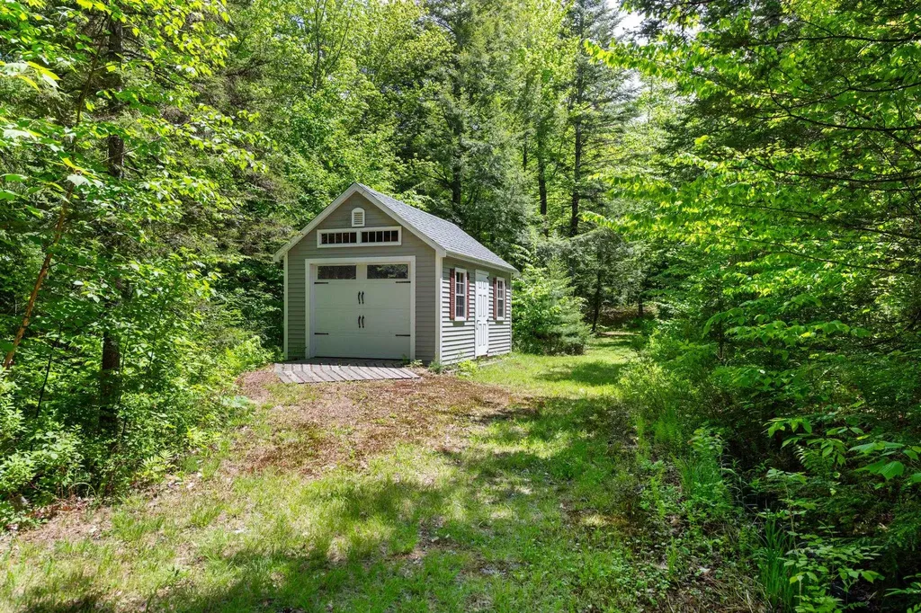 269 Knowles Hill Road Alexandria NH 03222