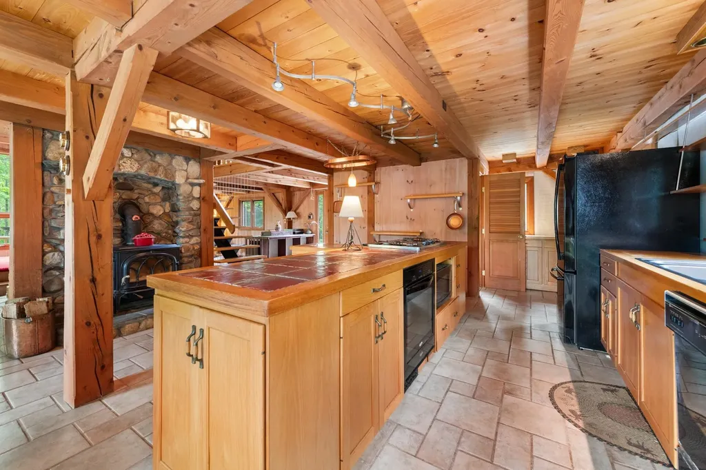 269 Knowles Hill Road Alexandria NH 03222