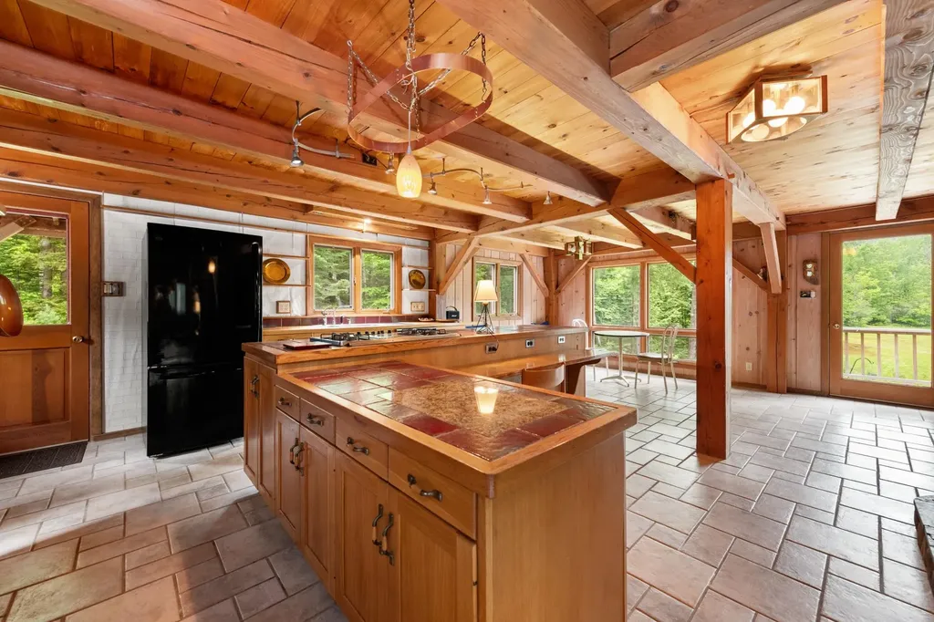 269 Knowles Hill Road Alexandria NH 03222