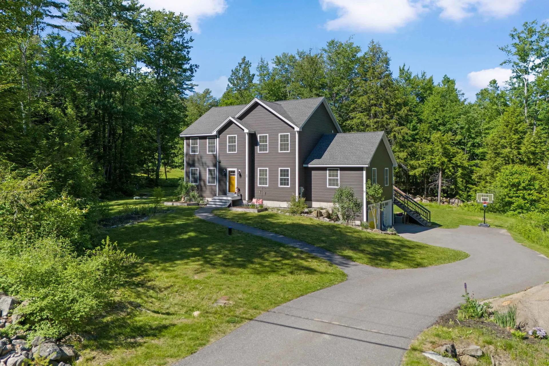594 Kearsarge Avenue Hopkinton NH 03229