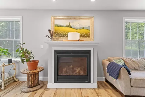 594 Kearsarge Avenue Hopkinton NH 03229