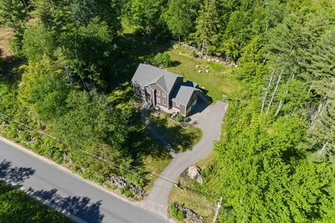 594 Kearsarge Avenue Hopkinton NH 03229