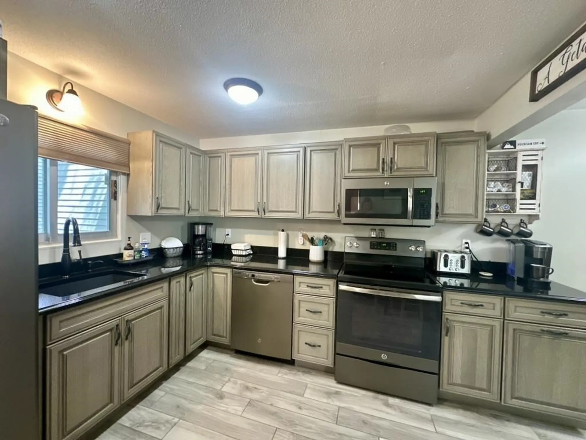 24 Condo Road Campton NH 03223