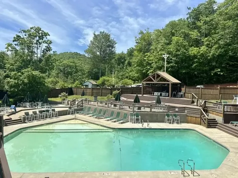 24 Condo Road Campton NH 03223
