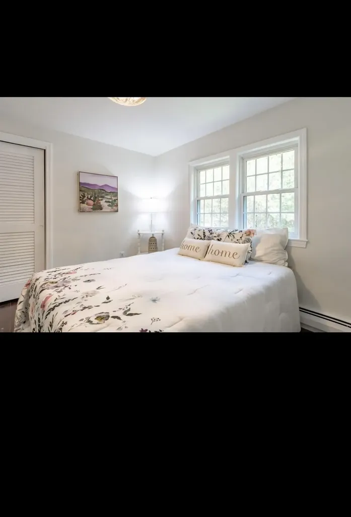 10 Oriole Road Windham NH 03087