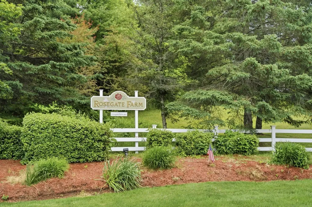 80 Rosegate Farm Drive Manchester NH 03109