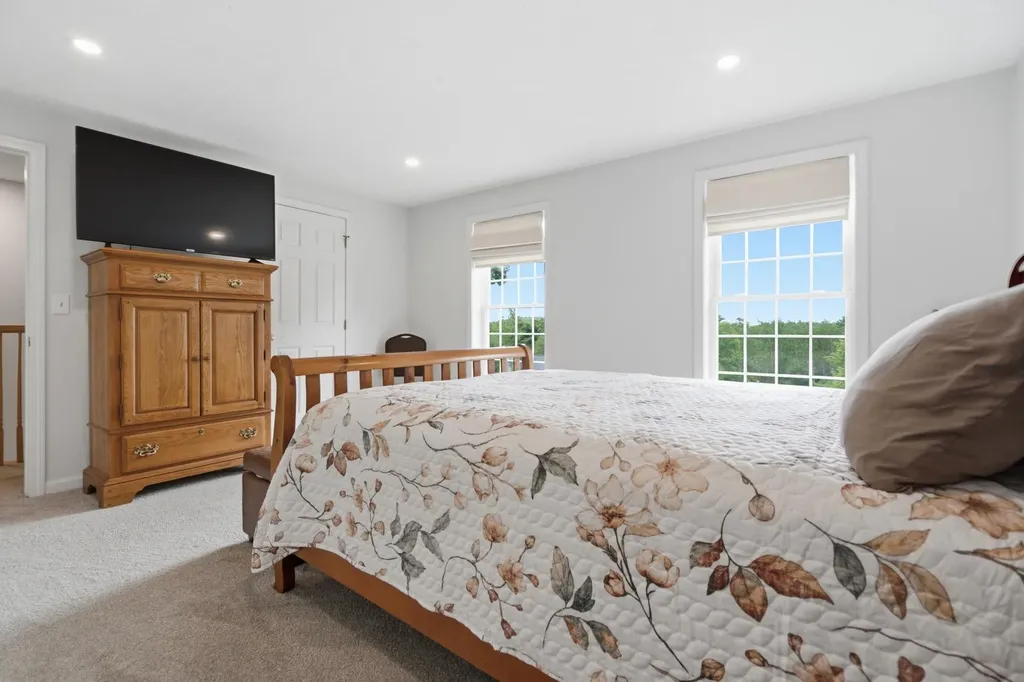80 Rosegate Farm Drive Manchester NH 03109