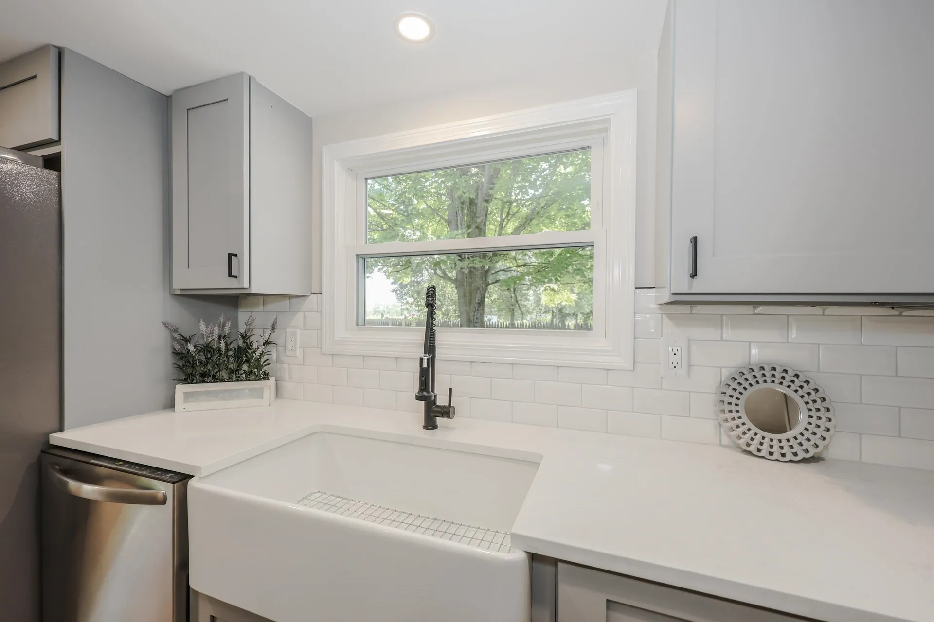 32 Raymond Road Auburn NH 03032