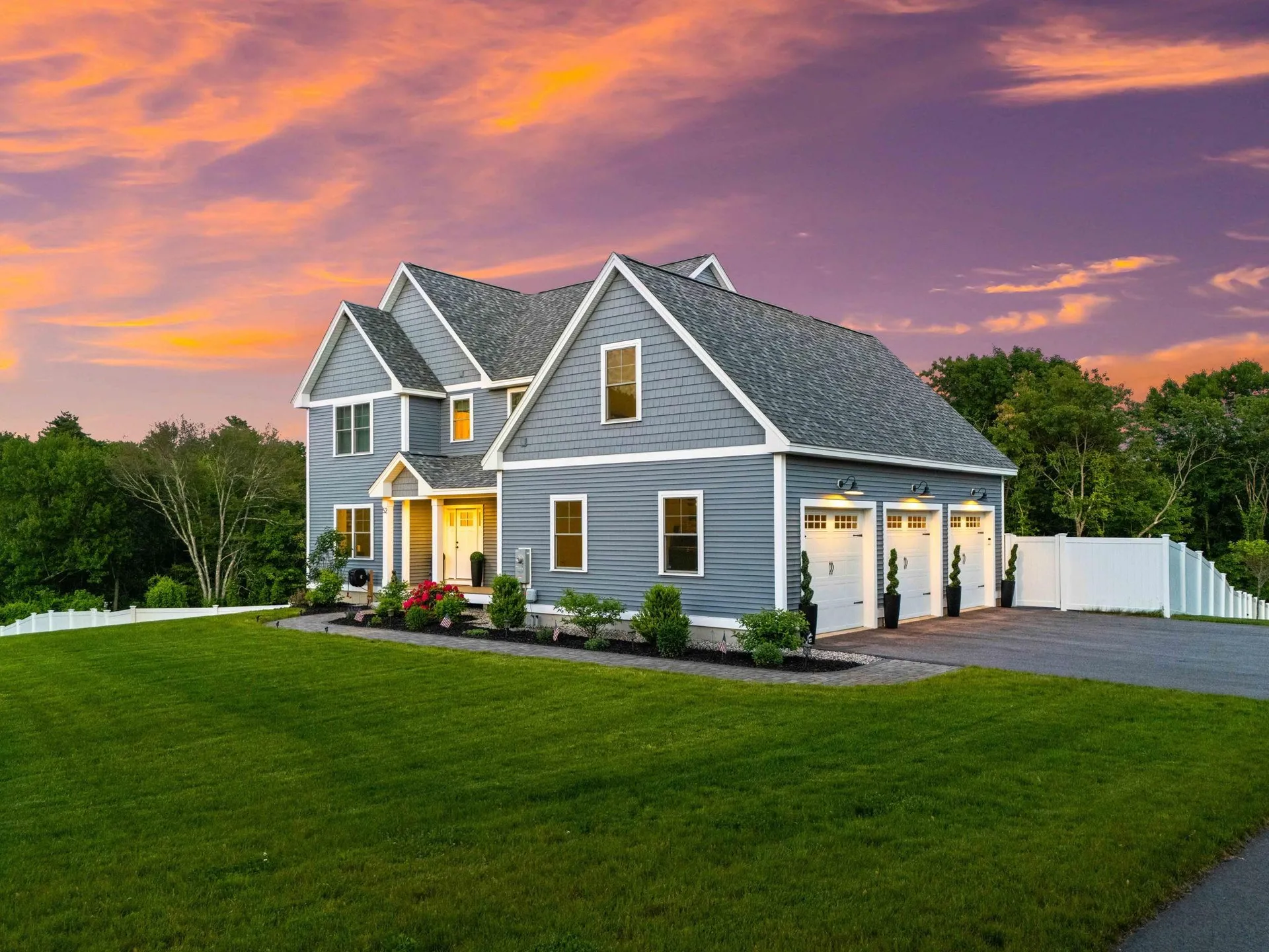 52 Stonehenge Road Londonderry NH 03053