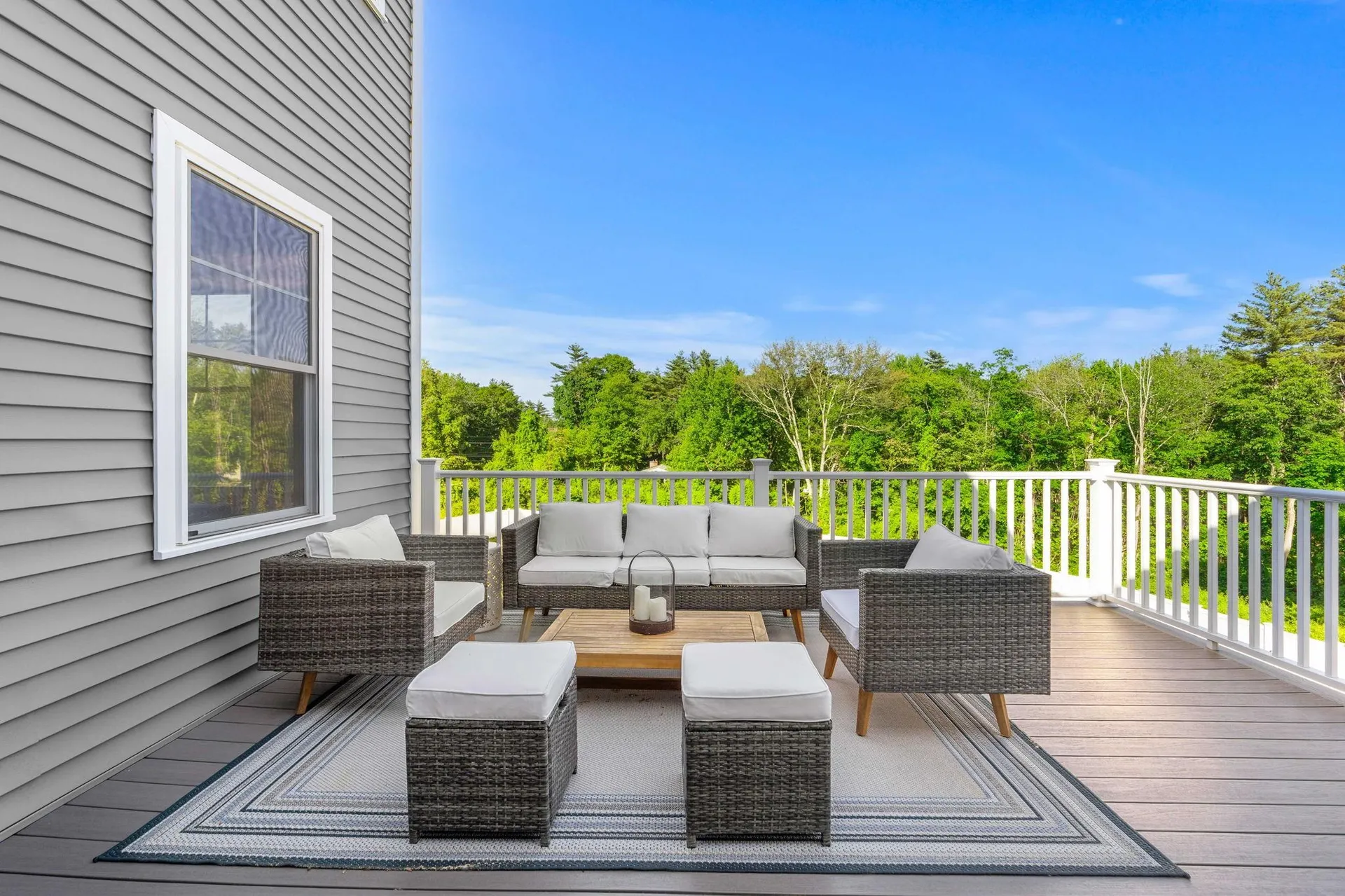 52 Stonehenge Road Londonderry NH 03053