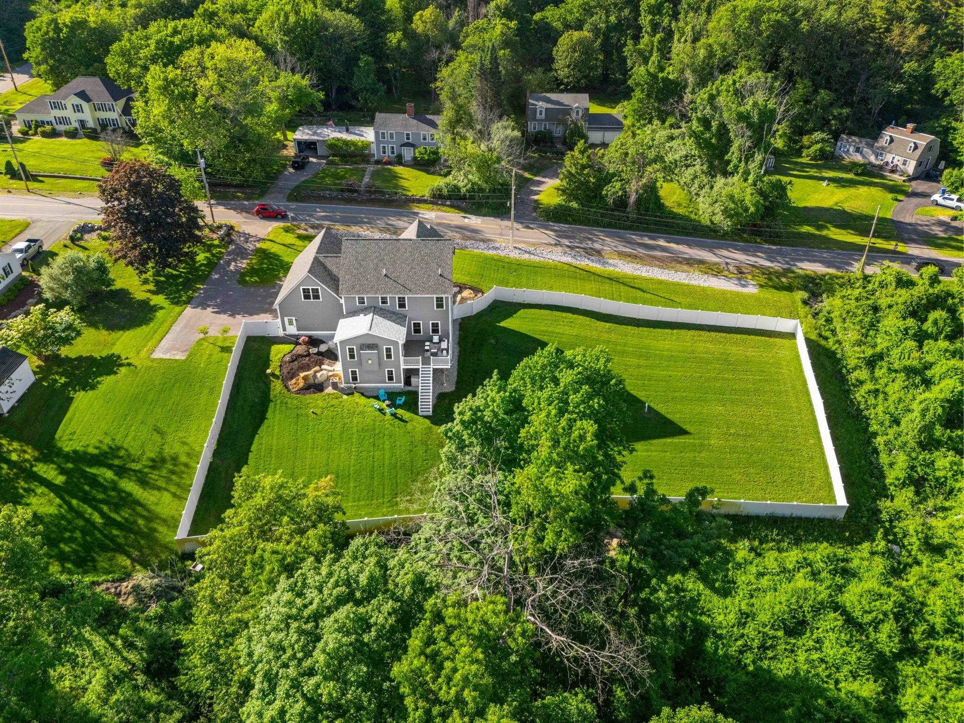 52 Stonehenge Road Londonderry NH 03053