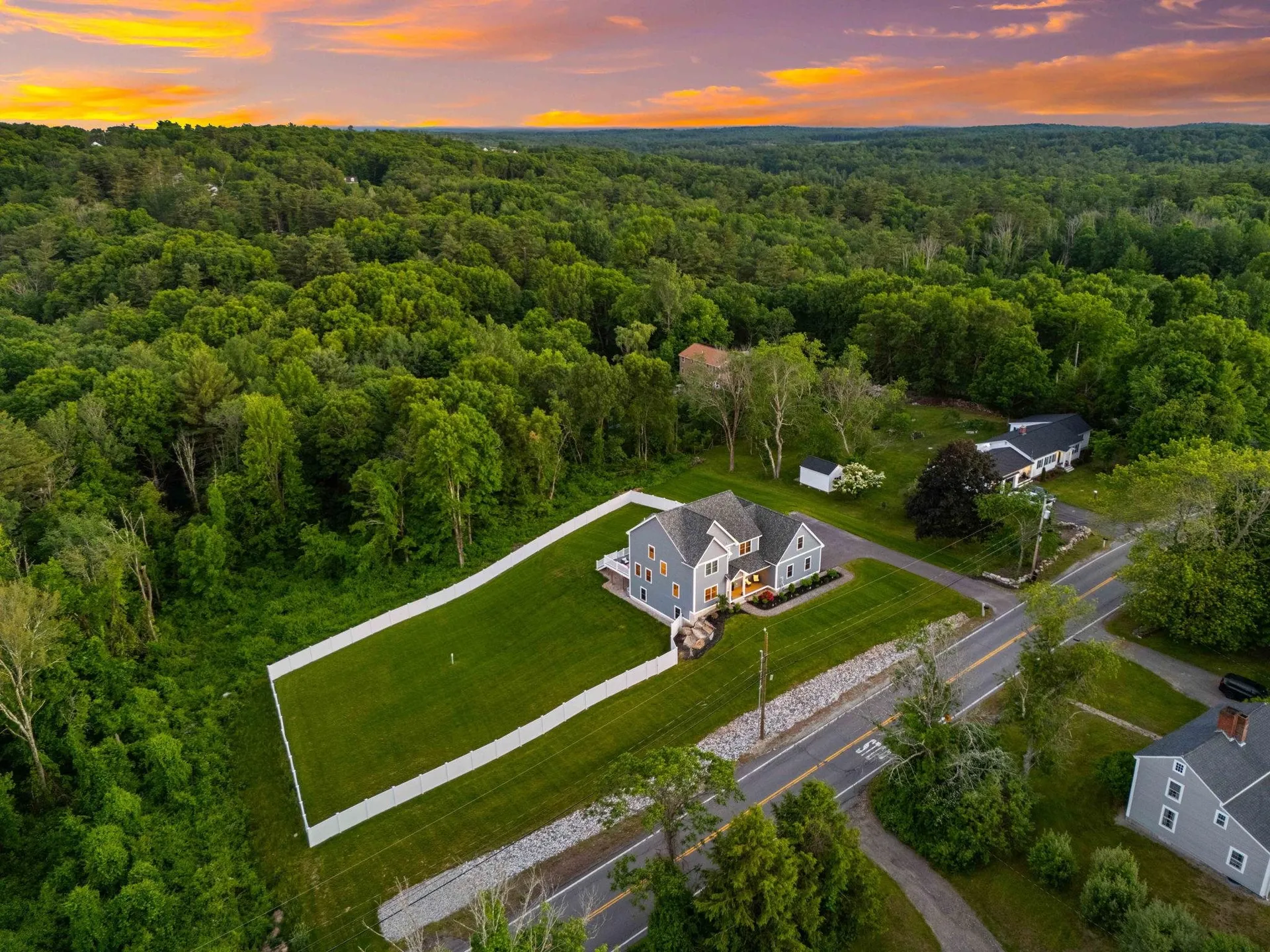 52 Stonehenge Road Londonderry NH 03053