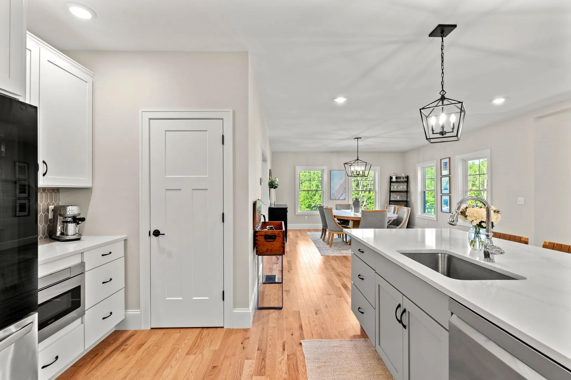 52 Stonehenge Road Londonderry NH 03053