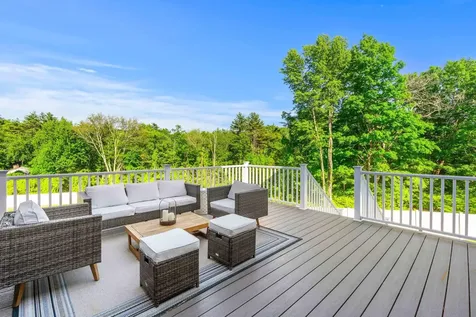 52 Stonehenge Road Londonderry NH 03053
