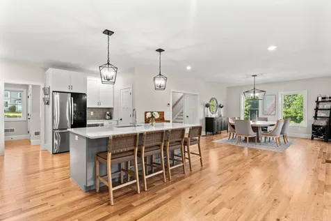 52 Stonehenge Road Londonderry NH 03053
