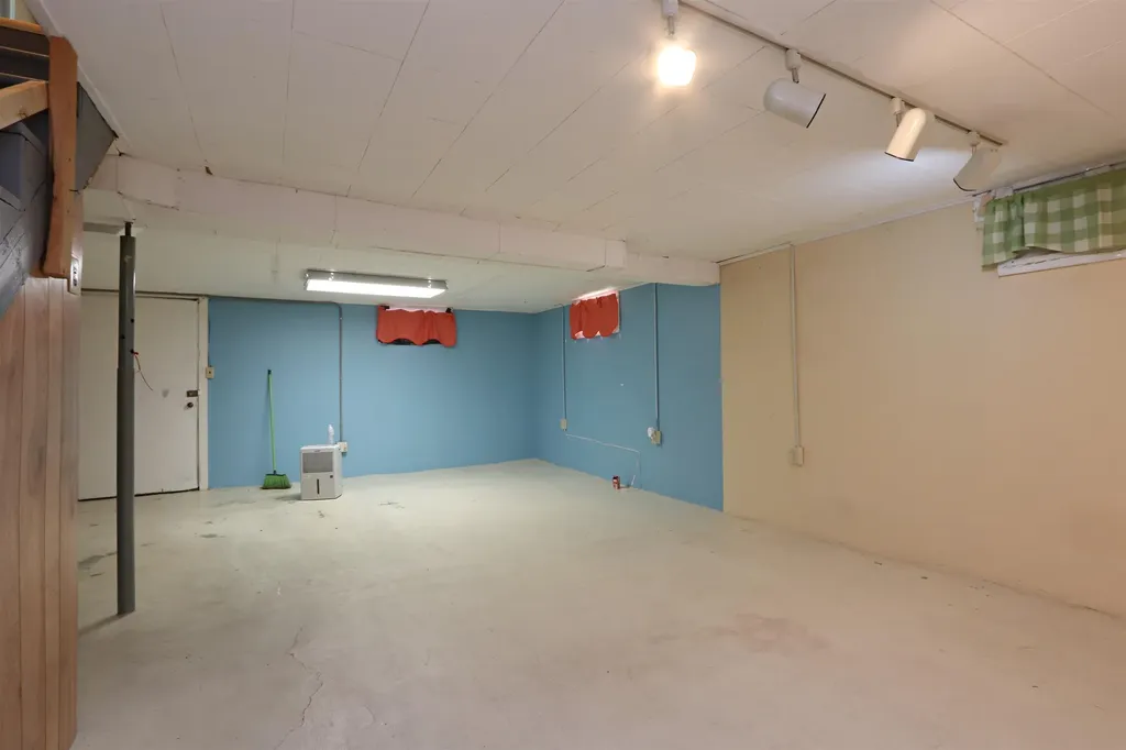 375 Concord Avenue St. Johnsbury VT 05819-4012