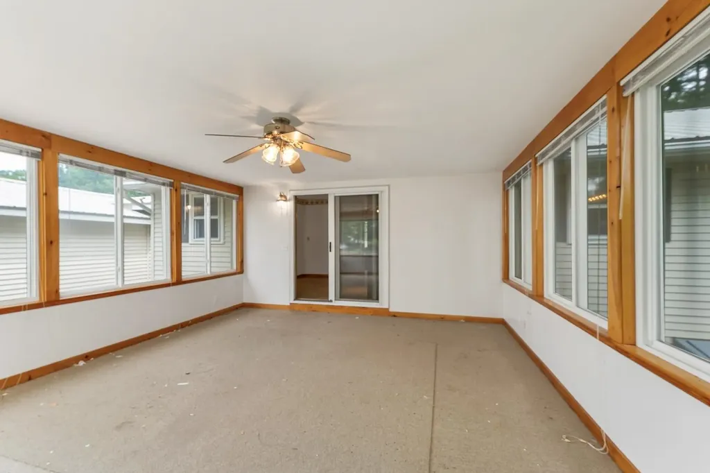 67 Lafayette Street Laconia NH 03246