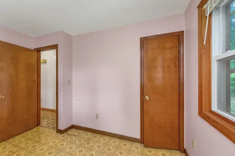 67 Lafayette Street Laconia NH 03246