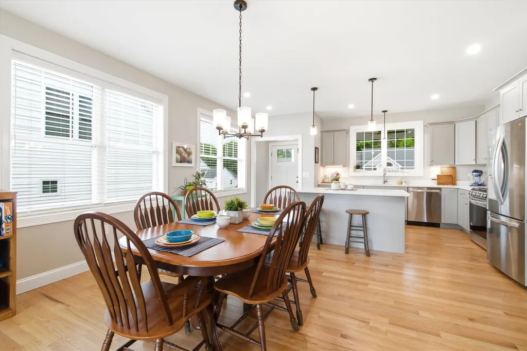 28 Luna Circle Somersworth NH 03878