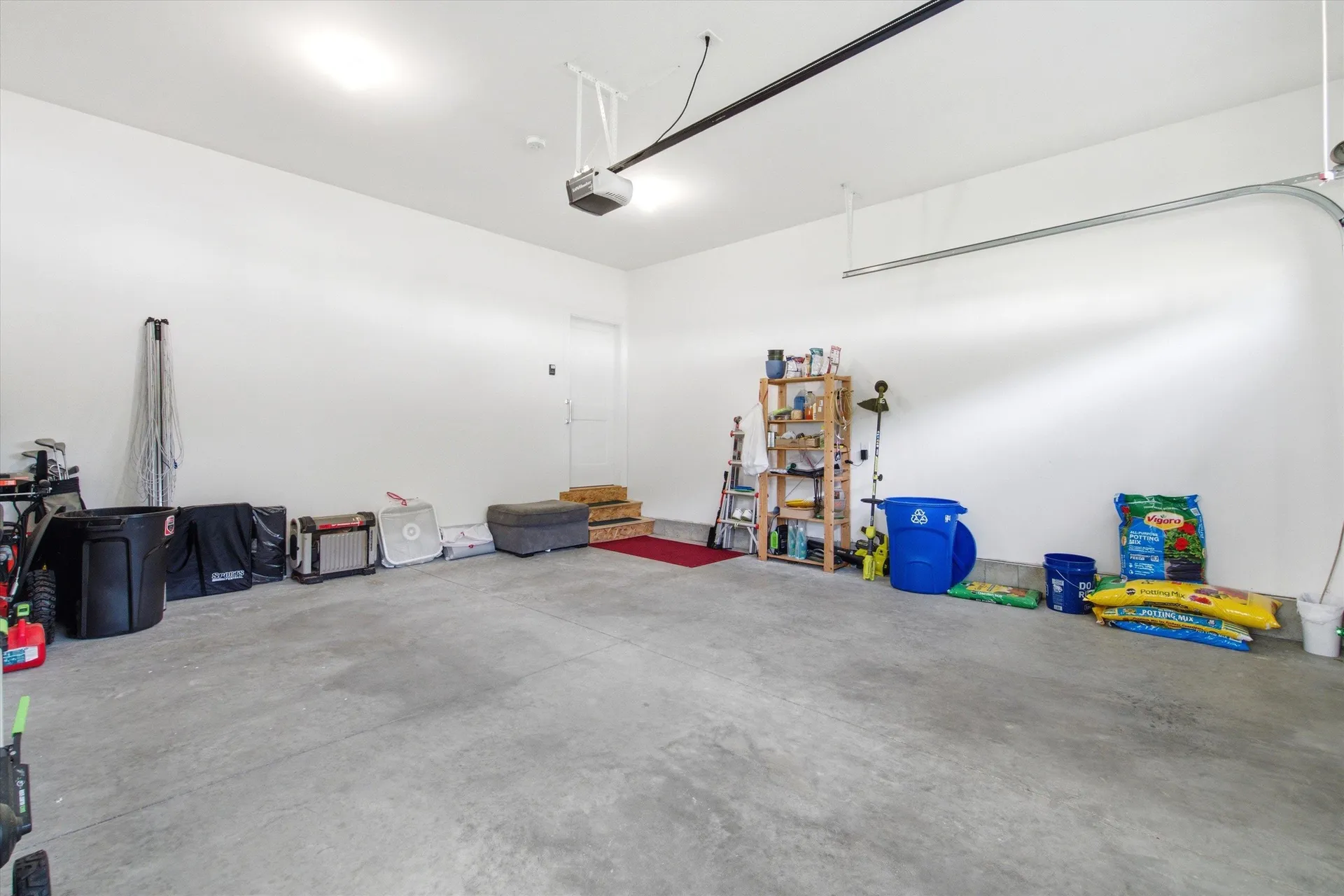 28 Luna Circle Somersworth NH 03878