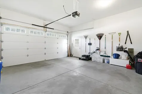 28 Luna Circle Somersworth NH 03878