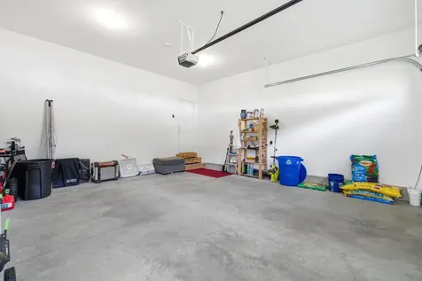 28 Luna Circle Somersworth NH 03878