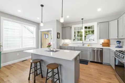 28 Luna Circle Somersworth NH 03878