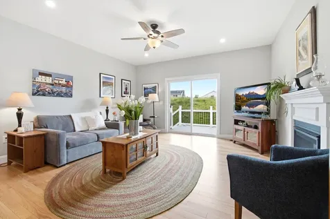 28 Luna Circle Somersworth NH 03878
