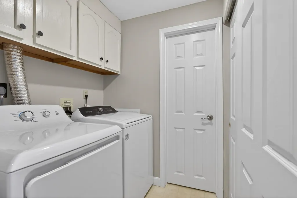 411 Ledgeview Drive Rochester NH 03839