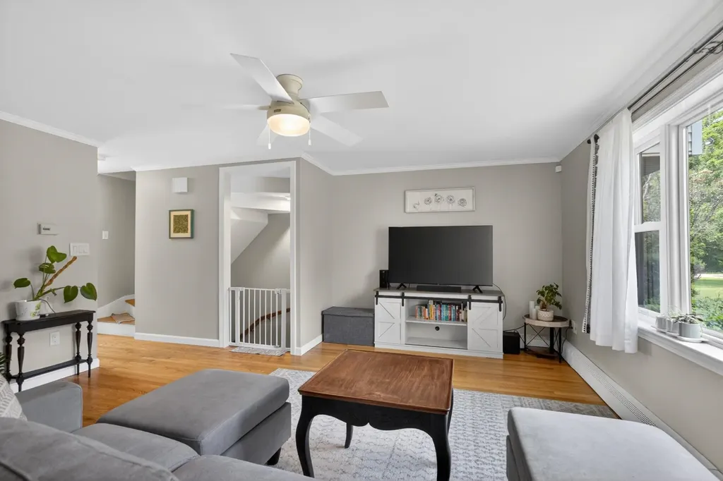 411 Ledgeview Drive Rochester NH 03839