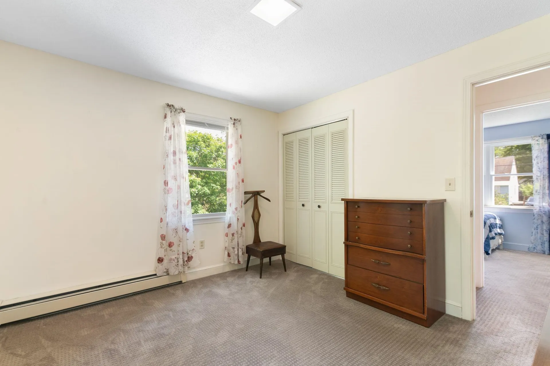 15 Lawton Drive Brattleboro VT 05301