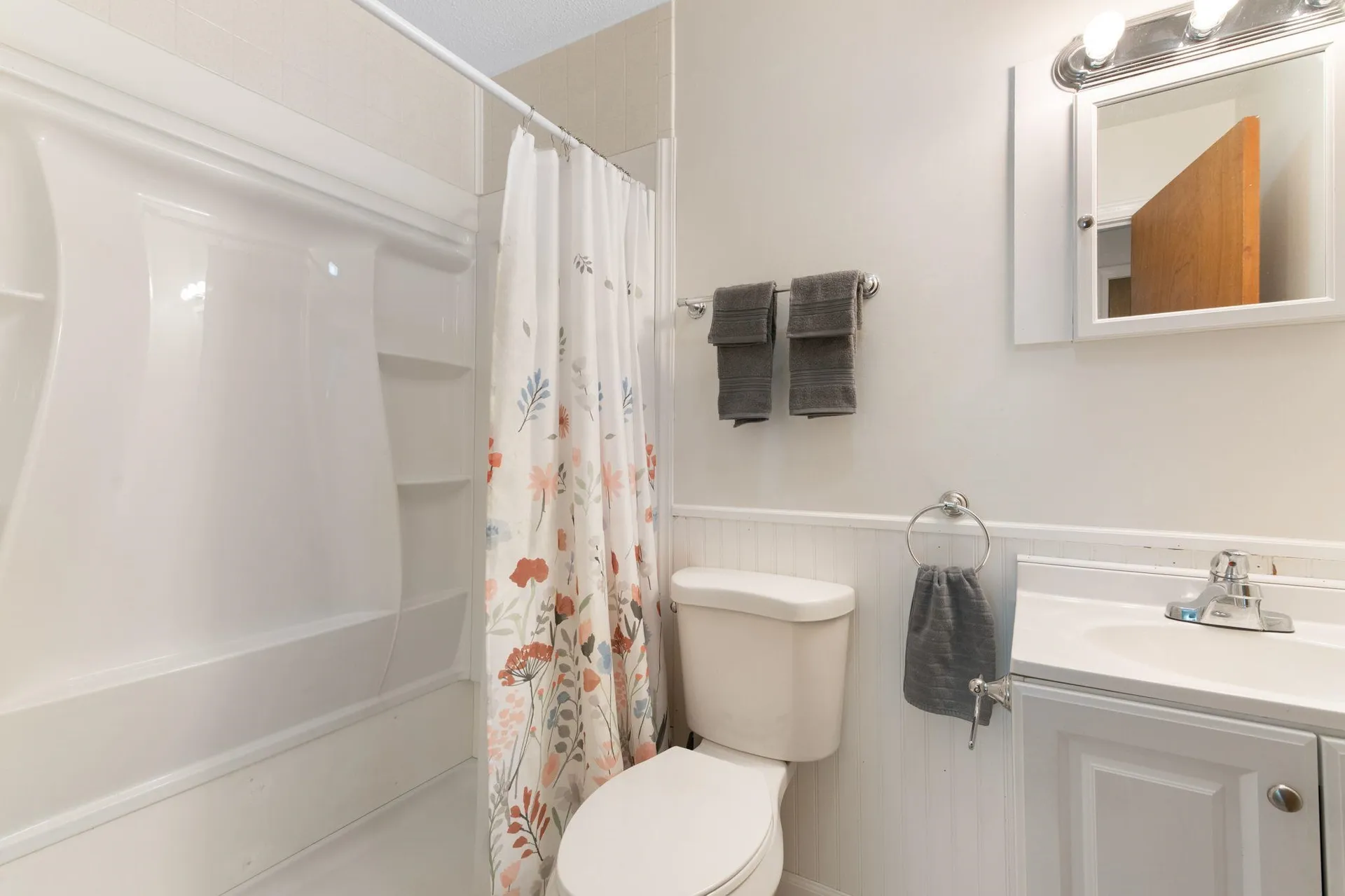 15 Lawton Drive Brattleboro VT 05301