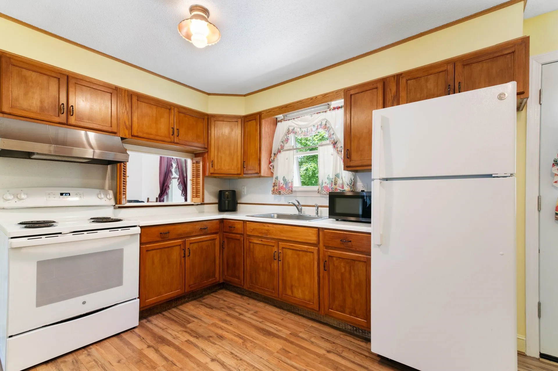 15 Lawton Drive Brattleboro VT 05301