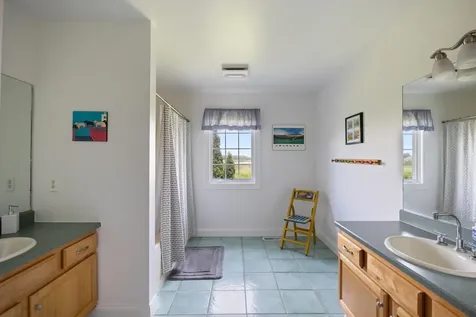 803 Nowland Farm Road South Burlington VT 05403