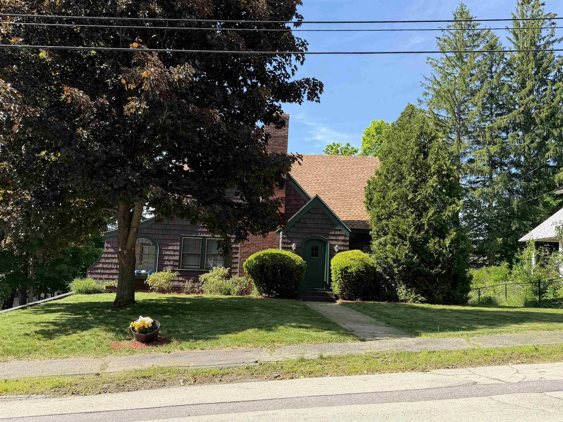 10 Beech Street Franklin NH 03235