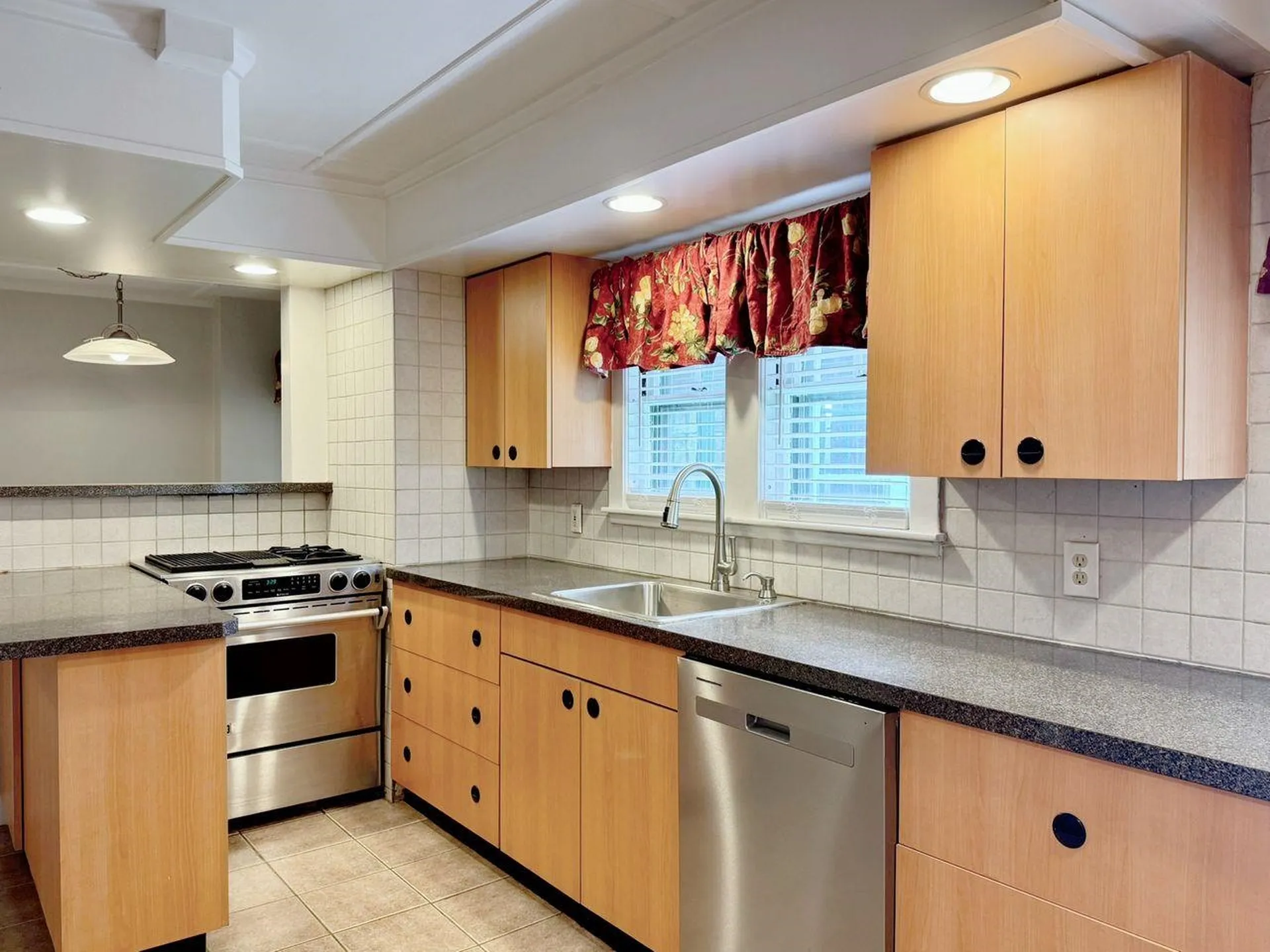 10 Beech Street Franklin NH 03235