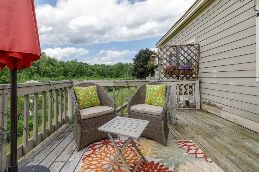 388 Western Avenue Henniker NH 03242