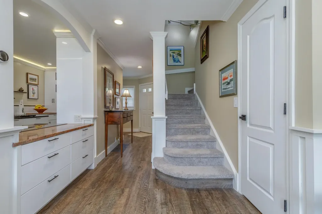 388 Western Avenue Henniker NH 03242