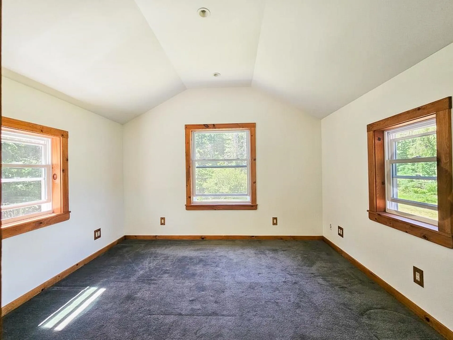 110 Tuttle Lane Greenland NH 03840