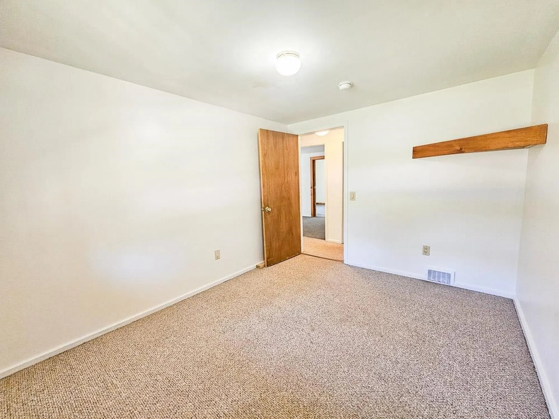 110 Tuttle Lane Greenland NH 03840