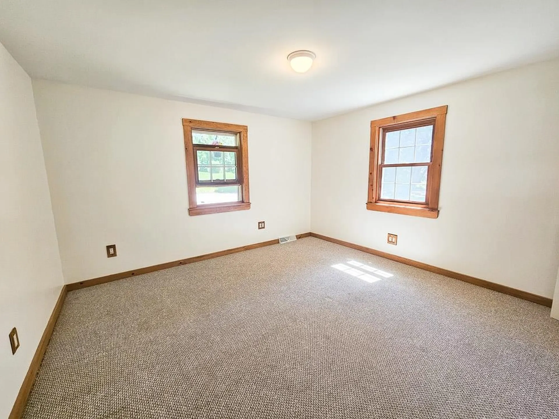 110 Tuttle Lane Greenland NH 03840