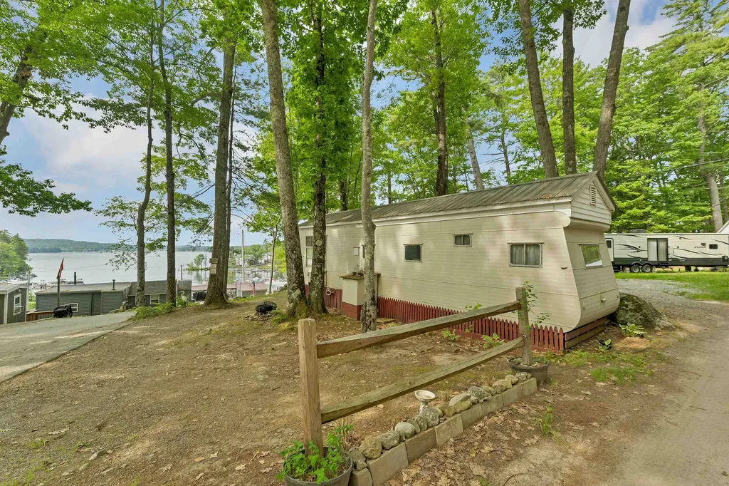 591 Weirs Boulevard Laconia NH 03246