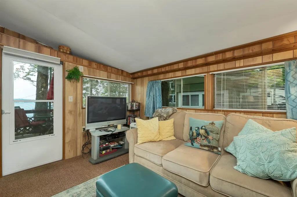 591 Weirs Boulevard Laconia NH 03246