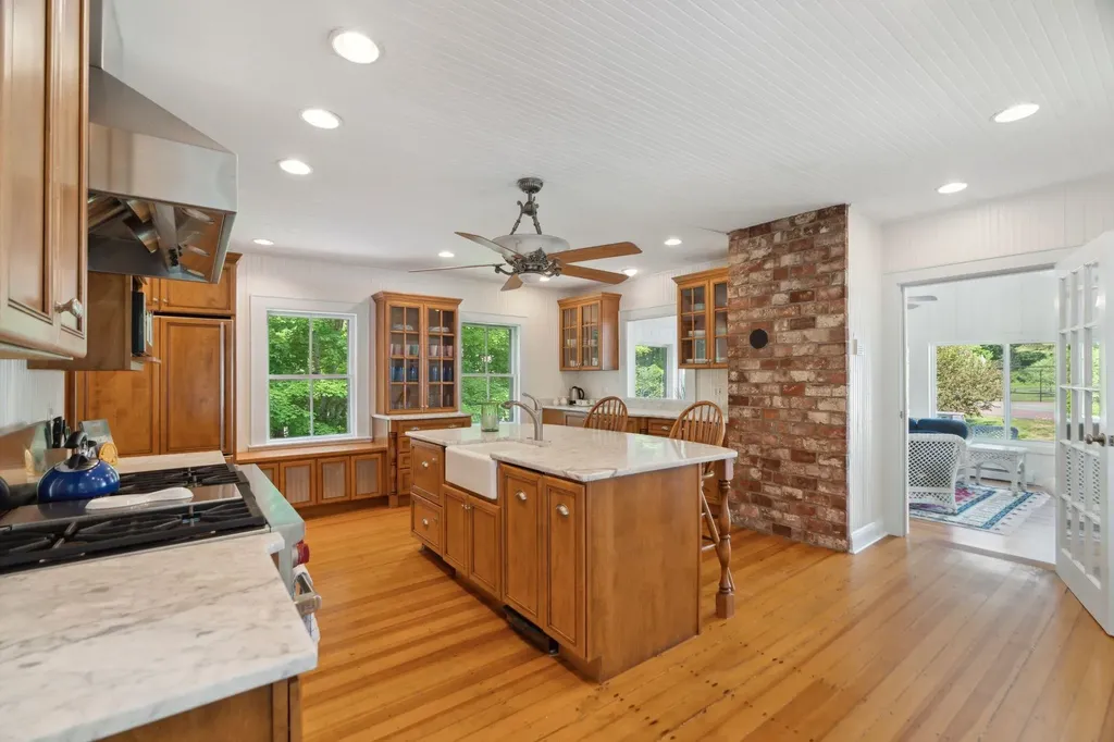73 Sewall Road Wolfeboro NH 03894