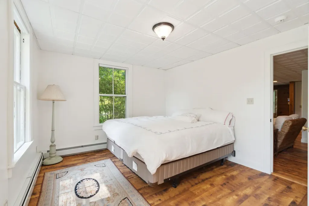 73 Sewall Road Wolfeboro NH 03894