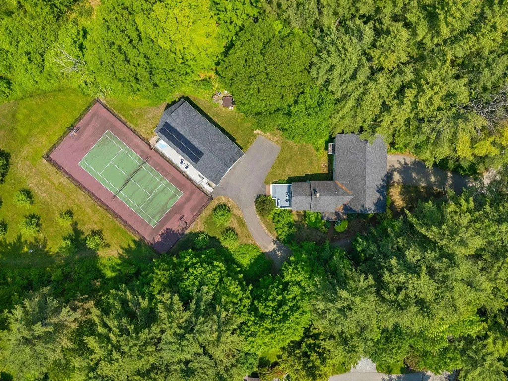 73 Sewall Road Wolfeboro NH 03894