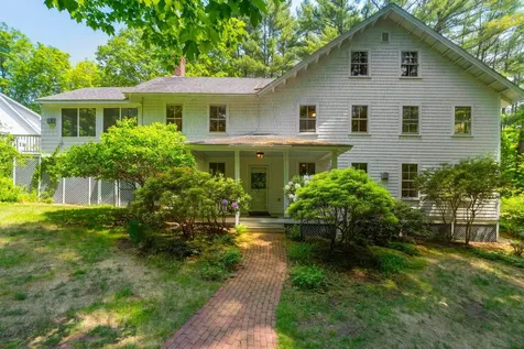 73 Sewall Road Wolfeboro NH 03894