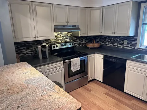 102 Seabury Hampton NH 03842
