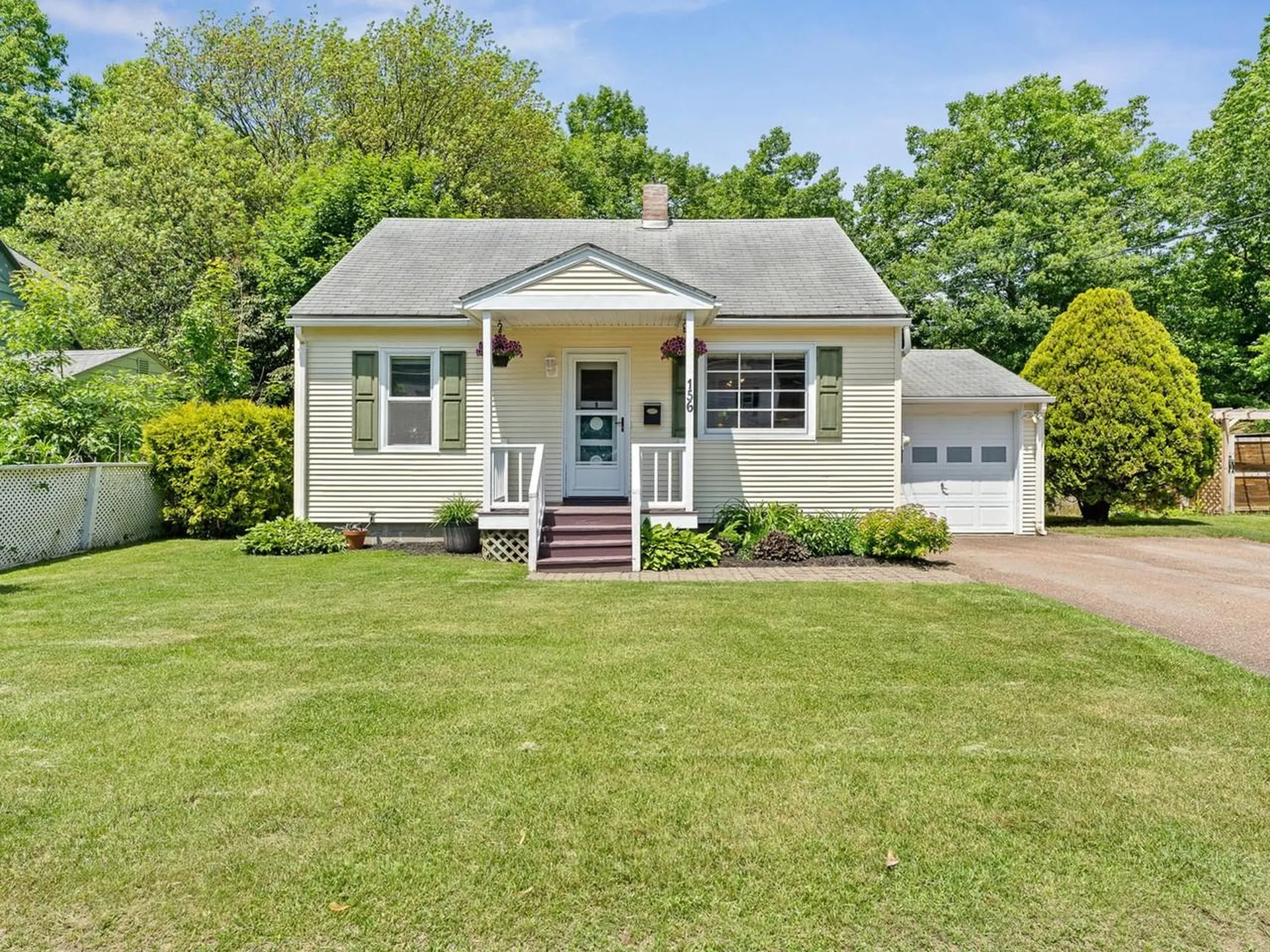 156 Woodlawn Road Burlington VT 05408